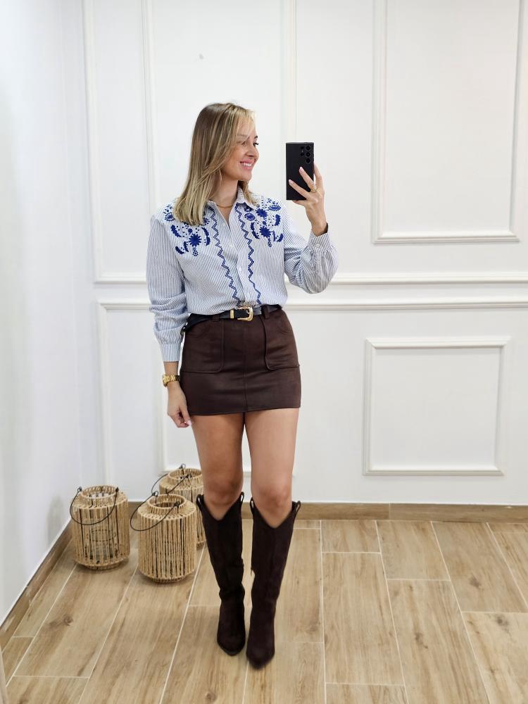Falda Estela