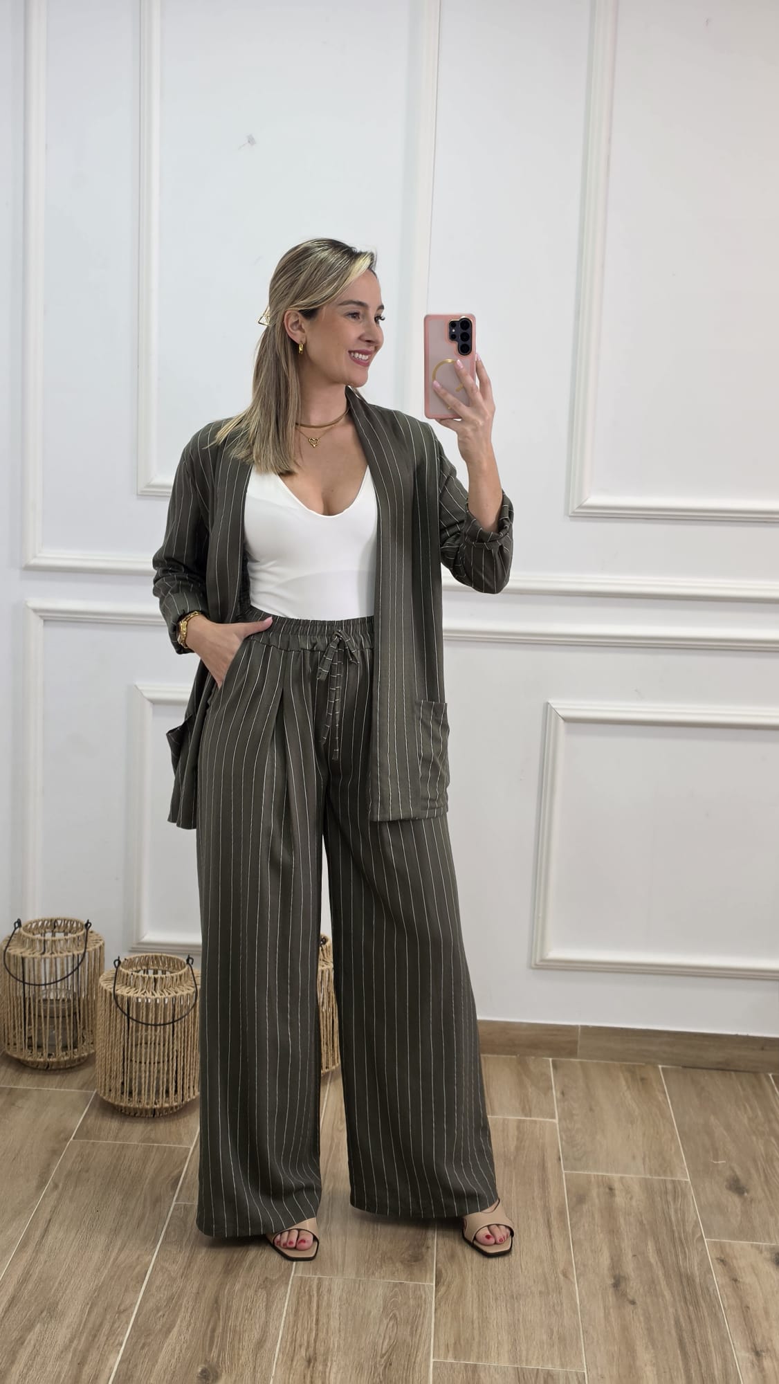 Conjunto Laura