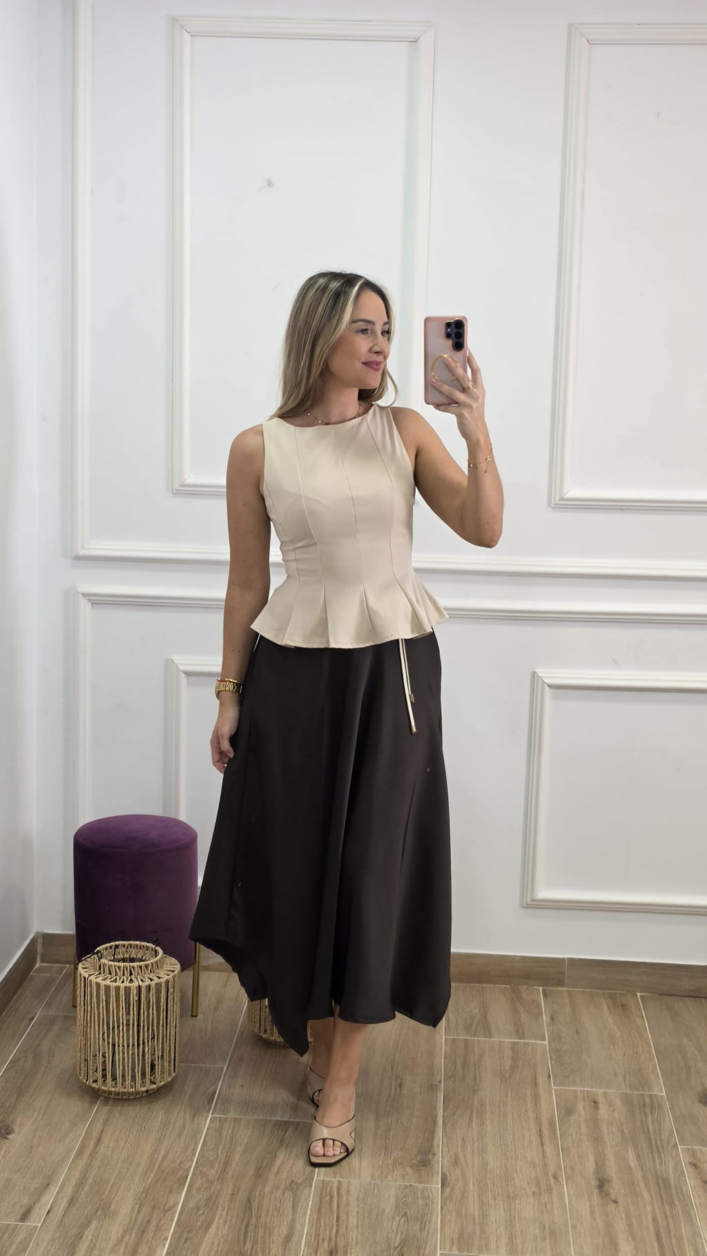 Falda Rebeca