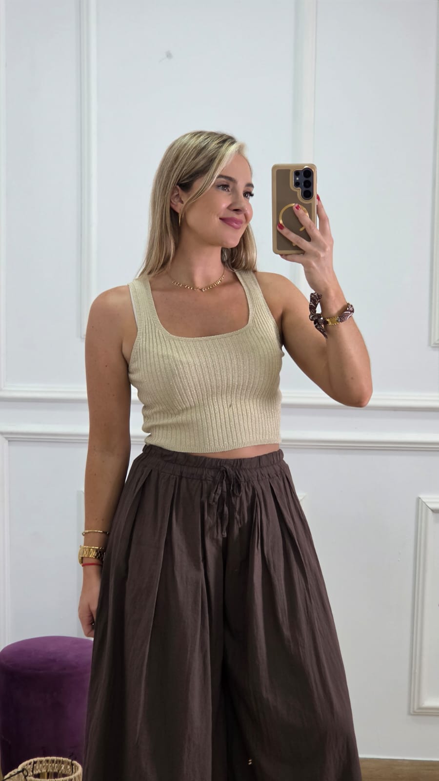Top Adela