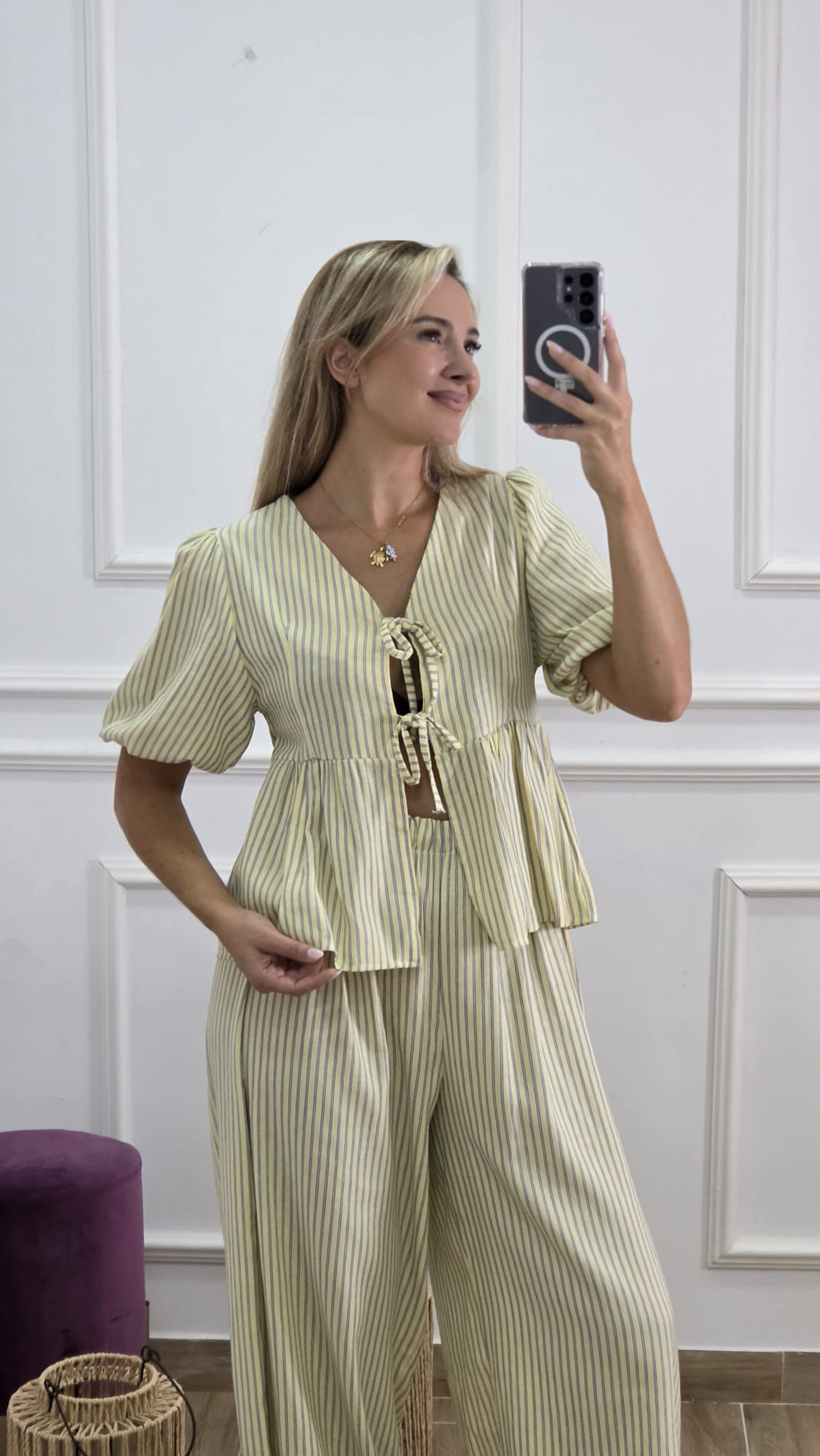 Conjunto Emilia