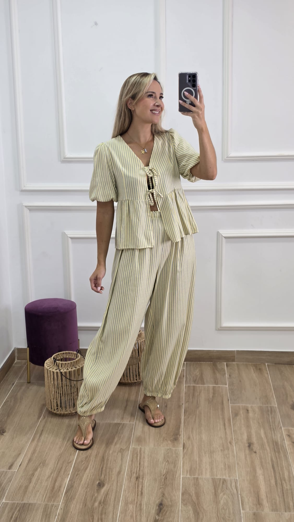 Conjunto Emilia