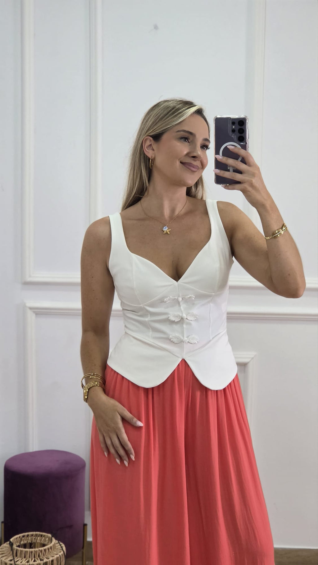 Top Leonela