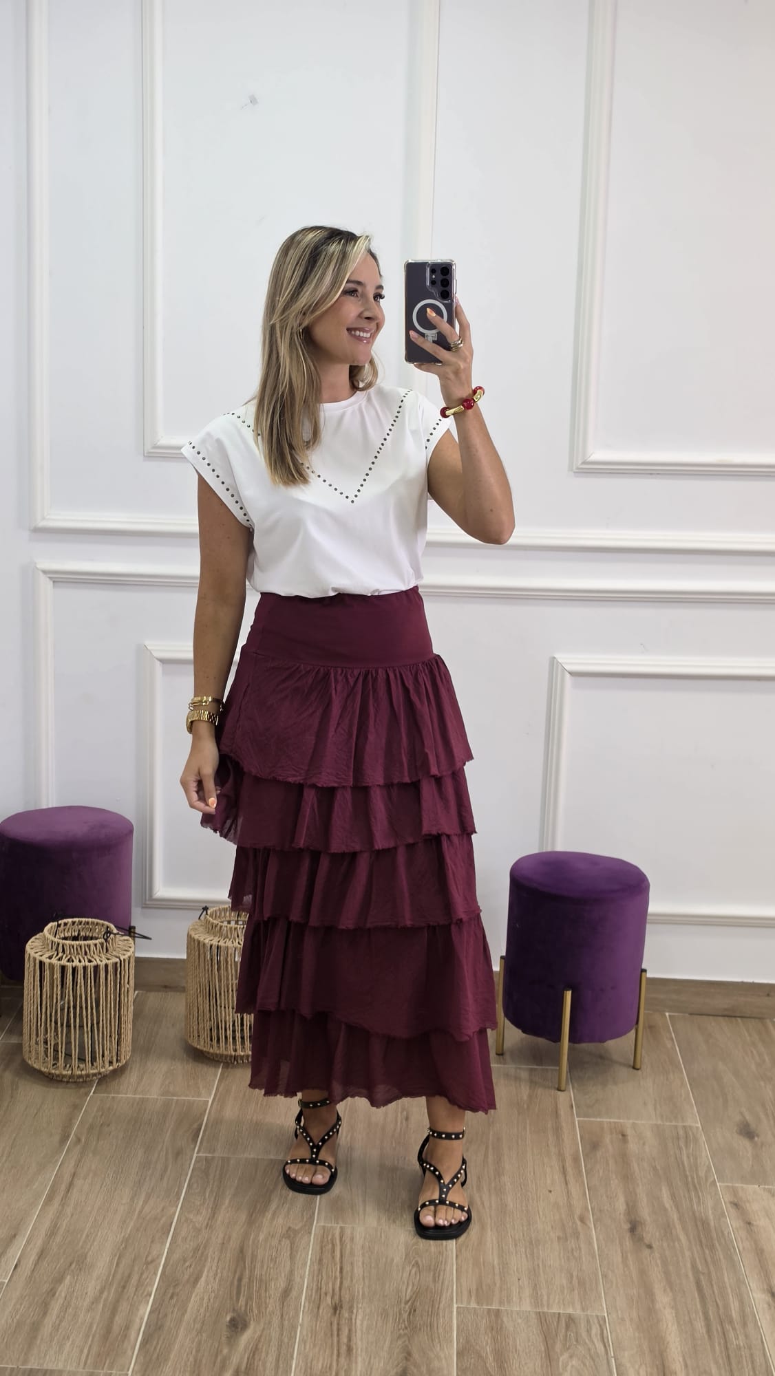 Falda Alba