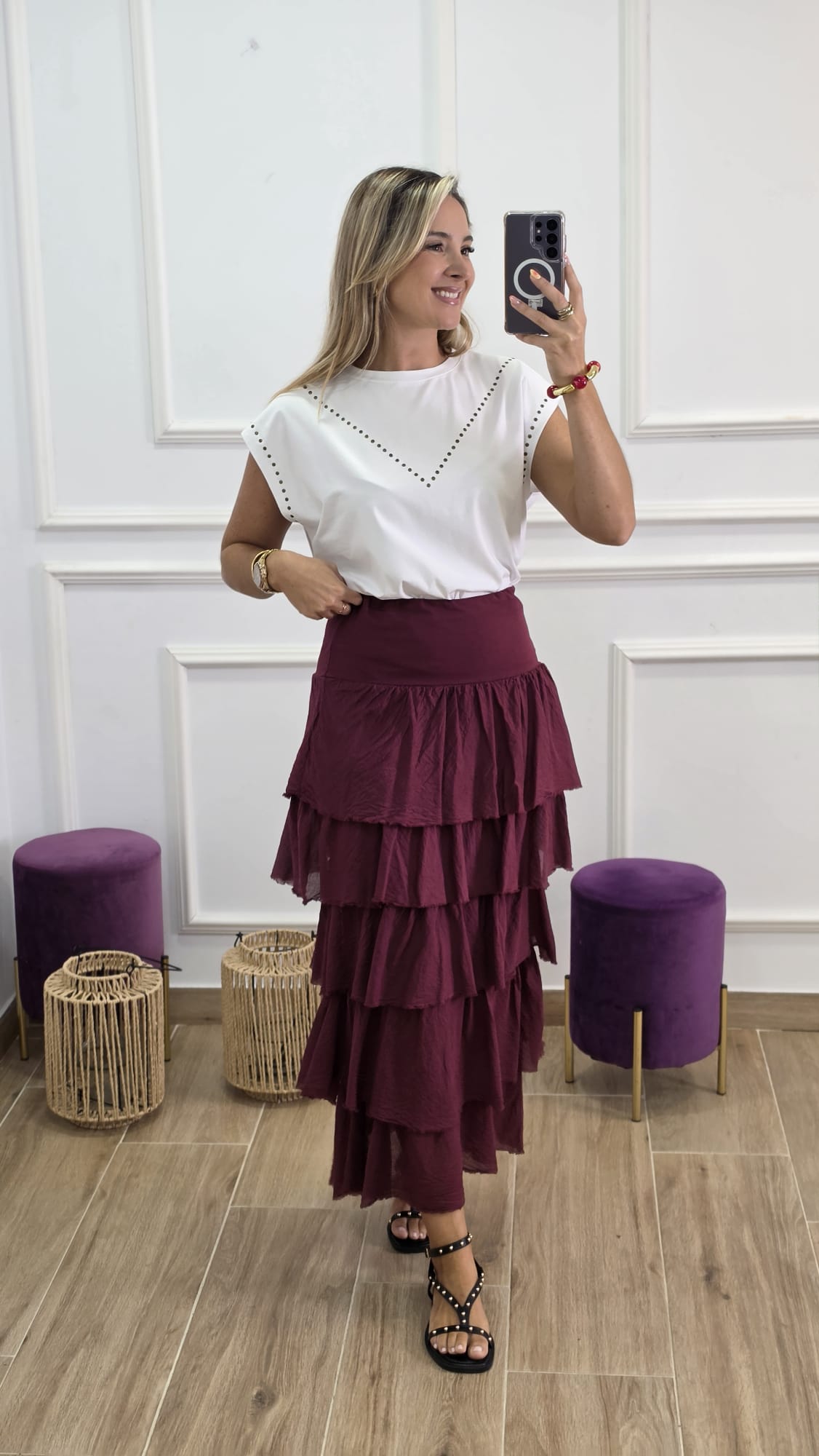 Falda Alba