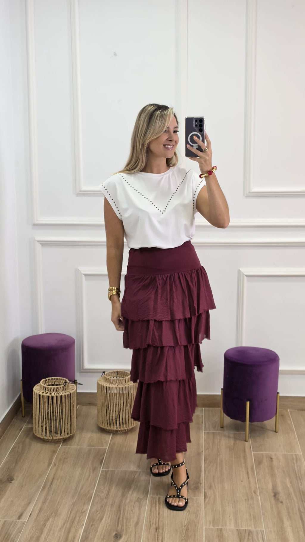 Falda Alba