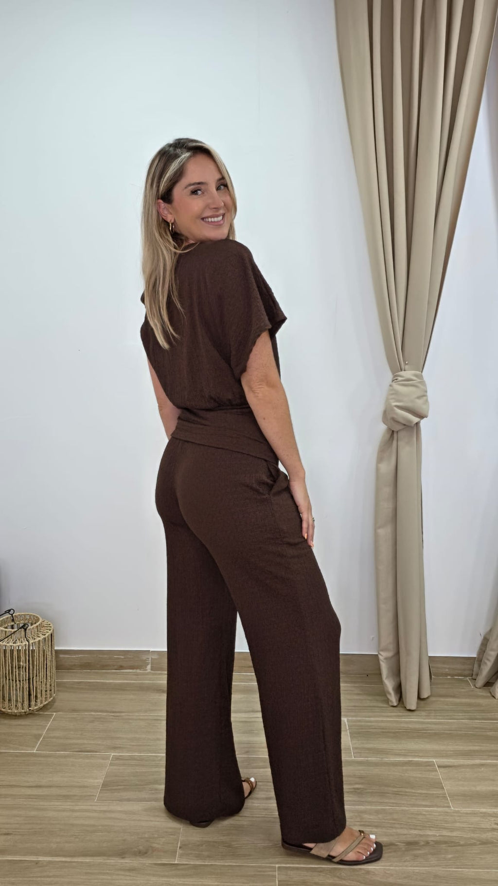 Conjunto Analía