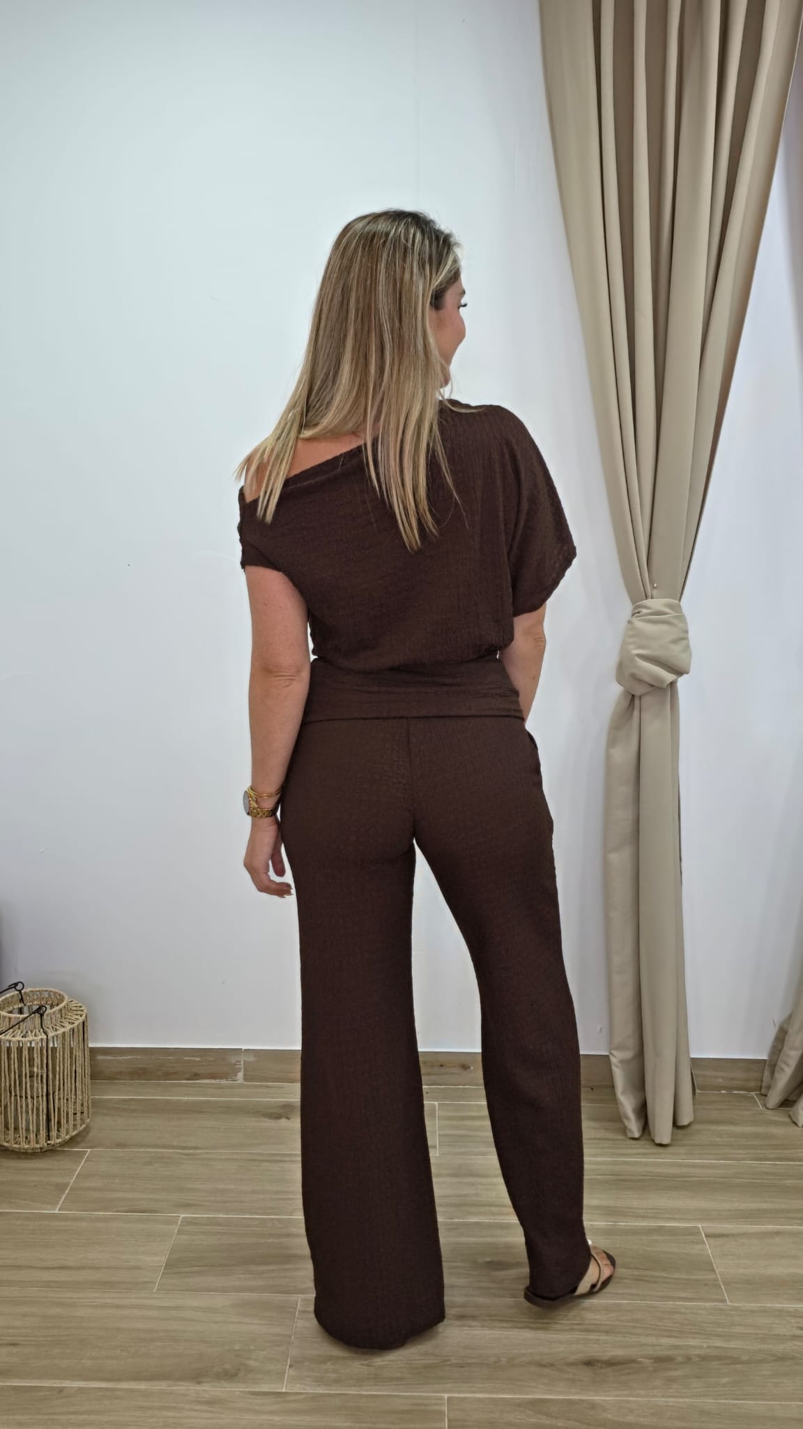 Conjunto Analía