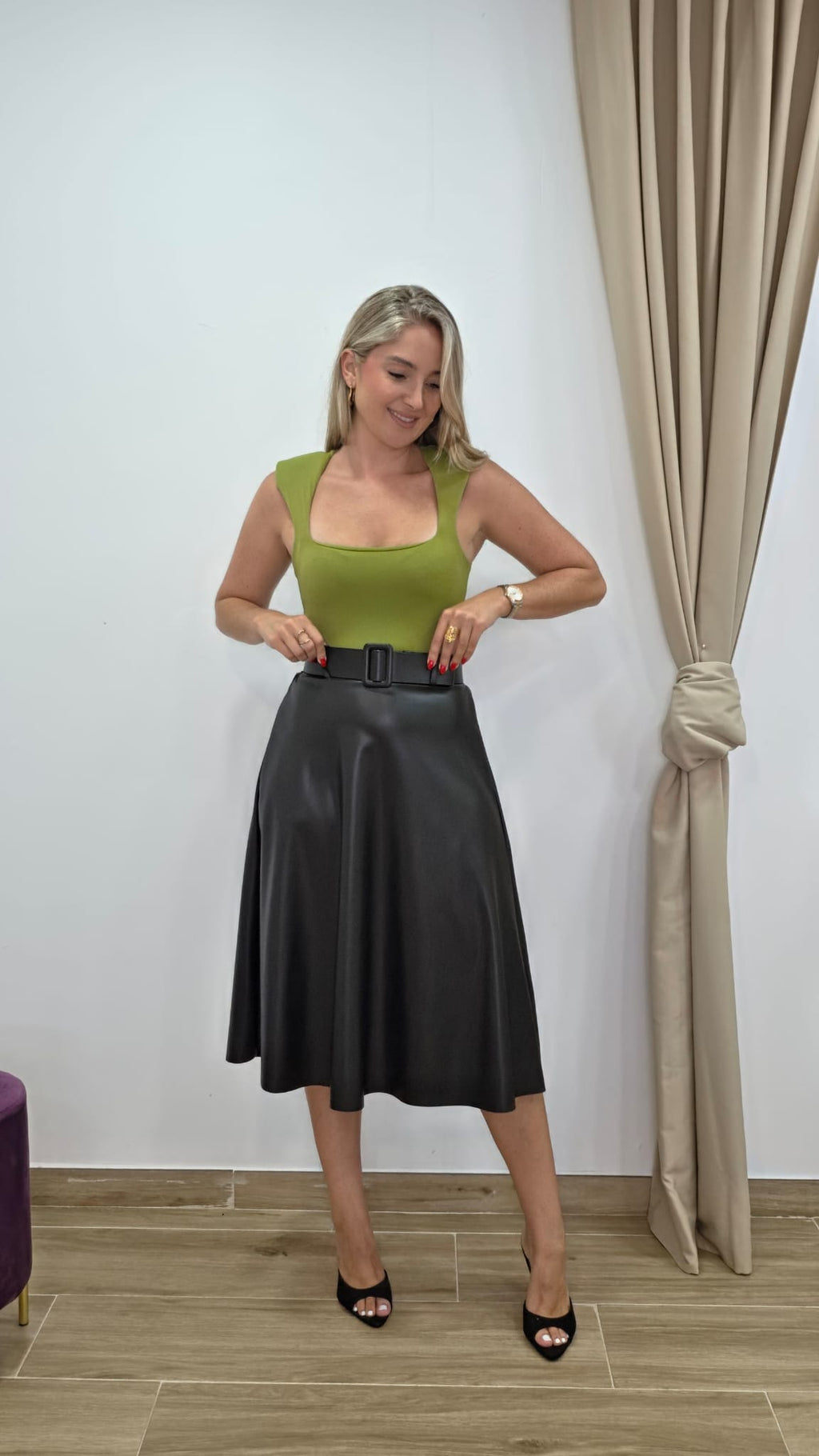 Falda Vega