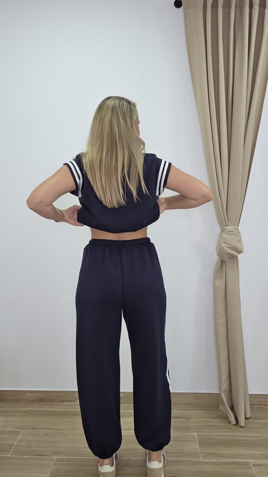 Conjunto Aina