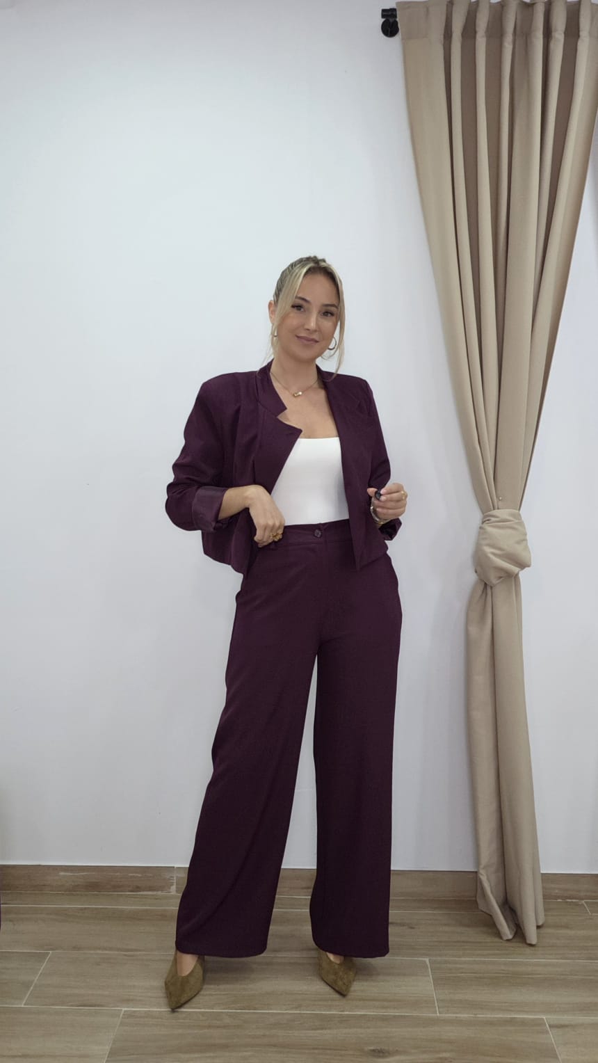Conjunto Tana