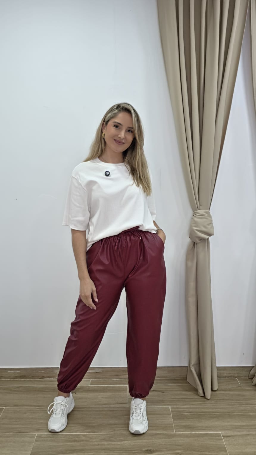 Camiseta Amelia