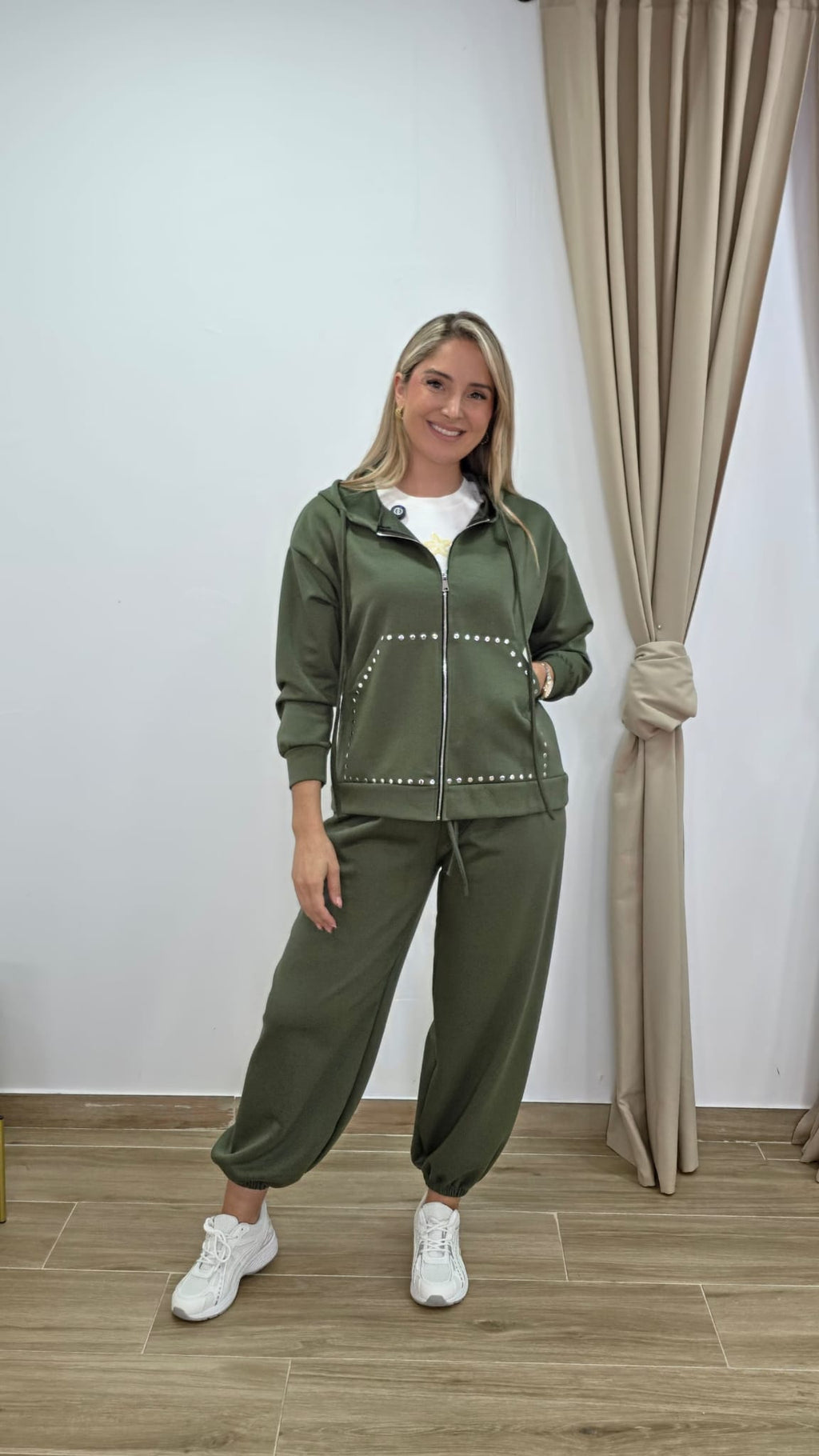 Conjunto Melania