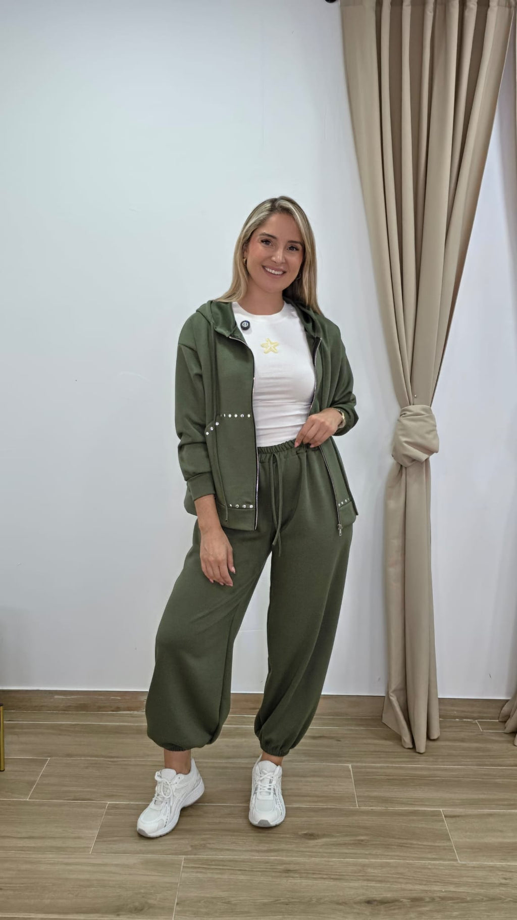Conjunto Melania