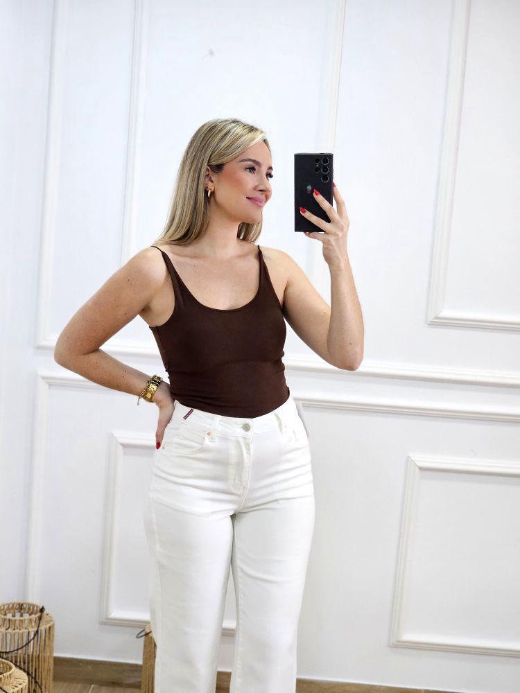 Top Laura