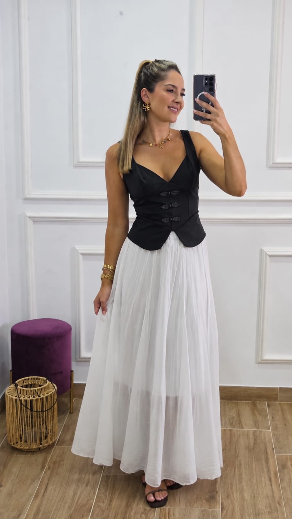 Top Leonela